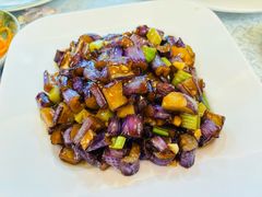 -汗腾格里·风味餐厅(新疆驻京办店)