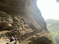 -龙水峡地缝景区