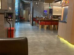 -银泰百货(厦门国贸中心店)