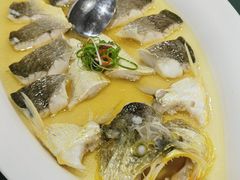 鸡油花雕蒸生态大黄鱼-麟1929(外滩店)