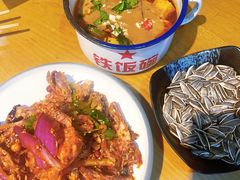 -华府九号海鲜烧烤大排档(龙域店)