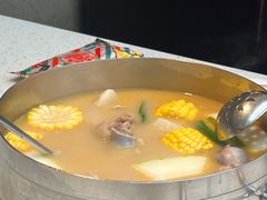 -肥仔文澳门猪骨煲(南京西路店)