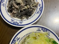 焯白菜-老爆肚满五香烧牛羊肉