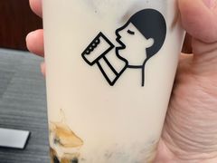 -喜茶(北京华贸购物中心店)