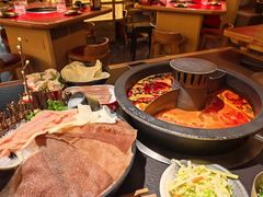 -晓宇重庆火锅(西安荟聚店)