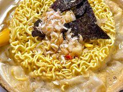 -小许三鲜砂锅馄饨店(家多乐烟酒店)