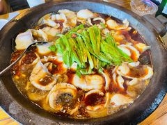 -都江堰石锅鱼