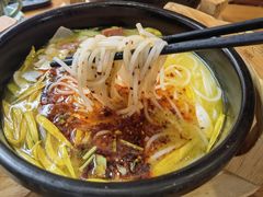 -桥香园过桥米线(国贸店)