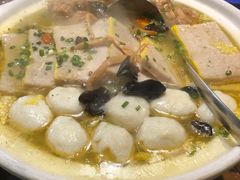 -黄泥岗·地道湖北菜(奥特莱斯店)