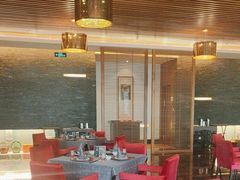 -粤尚腾香居中餐厅(首都机场希尔顿店)