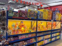 -逝水玩具折扣店