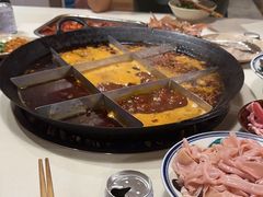 -岗上渣渣老火锅(两路口店)