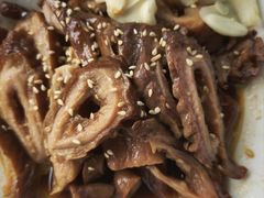 -老鼎万春卤菜(五代传承创始老店)