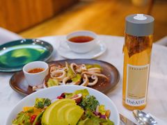 -théATRE茶聚场·餐厅(环球金融中心店)