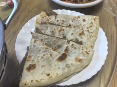 -溢心园香河肉饼总店
