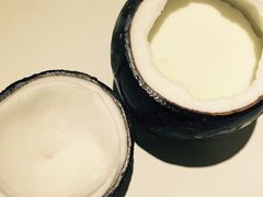 -志龙皇冠吃货椰子铺