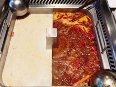 -海底捞火锅鲜切牛肉主题店(长寿路店)
