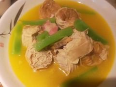 -吴越荣记苏州菜·松鼠桂鱼(月光码头店)