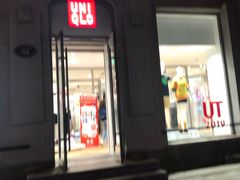 -优衣库(哈尔滨中央大街店)