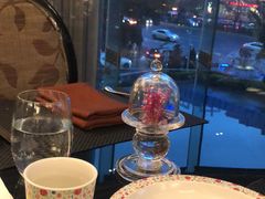 -圣丰索菲特·2 On 988 Café 自助餐厅