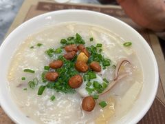 艇仔粥-黄枝记(议事亭前地店)