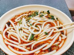 -黔阿牛菌汤牛肉粉全牛火锅(喷水池店)