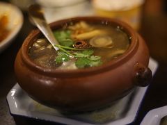 -小厨子私房菜·云南美食店