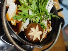 -万岛日本料理铁板烧(万泰国际店)