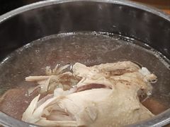 -长寿参鸡汤(朝韩风情街店)