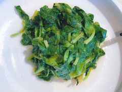 清炒豌豆苗-四季民福烤鸭店(王府井灯市口店)