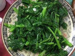 -乡土特色.冷锅鱼.牦牛肉汤锅