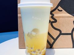 捣蛋南瓜波波-喜茶(迪士尼小镇DP店)