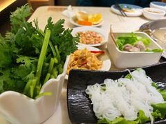 -左庭右院鲜牛肉火锅(浦江欢乐颂店)