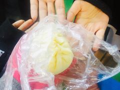 咸蛋黄超人包-老陶包子铺(南大西南村店)