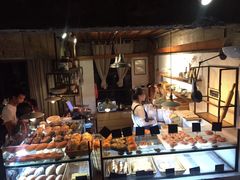 面包甜点陈列柜-仙峰天然面包(迎宾路店)