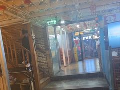 -三个大叔烤羊肉串·歌手驻唱·碳烤鲜肉(西三旗店)