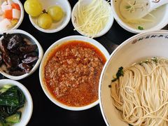 蟹粉面-百年老字号·观振兴蟹黄面·三虾面·苏式面(观前街富仁坊巷店)