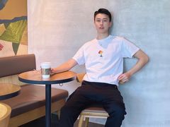 -星巴克(珠海仁恒滨海中心店)