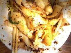 牛肉脆臊刀削面-华兴街自力面店