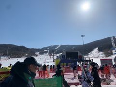 -中旅松花湖滑雪场