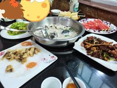 -雪野鱼头大王邢府公老店(雪野湖店)