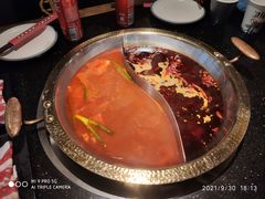 鸳鸯锅-井格重庆火锅(西直门凯德Mall店)