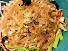 鱼子酱干捞粉丝-蜜桃花开·中西融合菜E&W(南长街店)