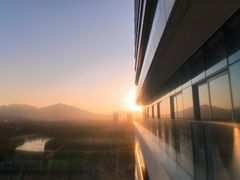 -瑰丽酒店·海吧·天际下午茶·现场DJ·天台酒吧