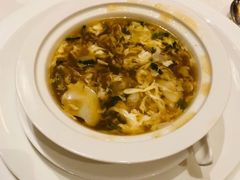 酸辣乌鱼蛋汤-臻宝中餐厅·大连菜·海鲜·融合菜(大连一方城堡豪华精选酒店)