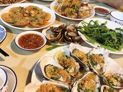 -三亚火车头万人海鲜广场