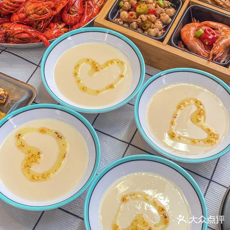 别问了！在武汉！烧烤届天花板！