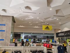 -BIGOFFS 超级折扣(仁恒伊势丹店)