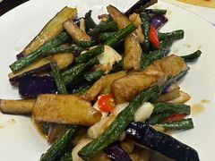 -柴窝堡22号辣子鸡·传承新疆菜