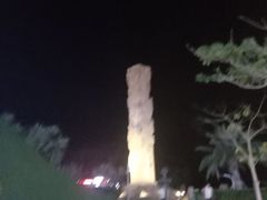 -亚龙湾中心广场